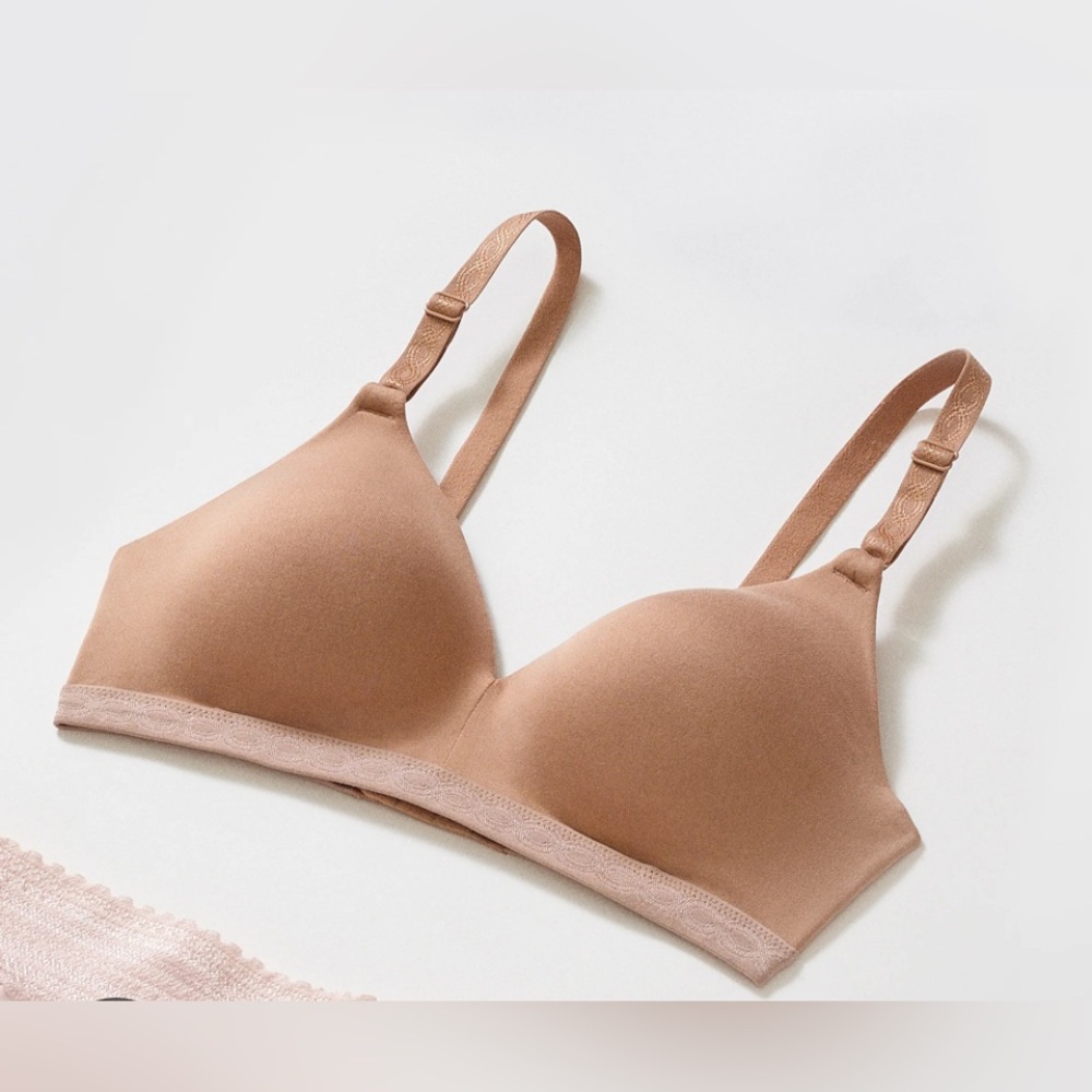 Warner’s Cloud 9™ Super Soft Wireless bra, 34A, EUC